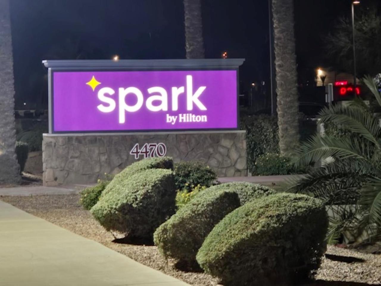 Spark By Hilton Phoenix East Mesa Bagian luar foto
