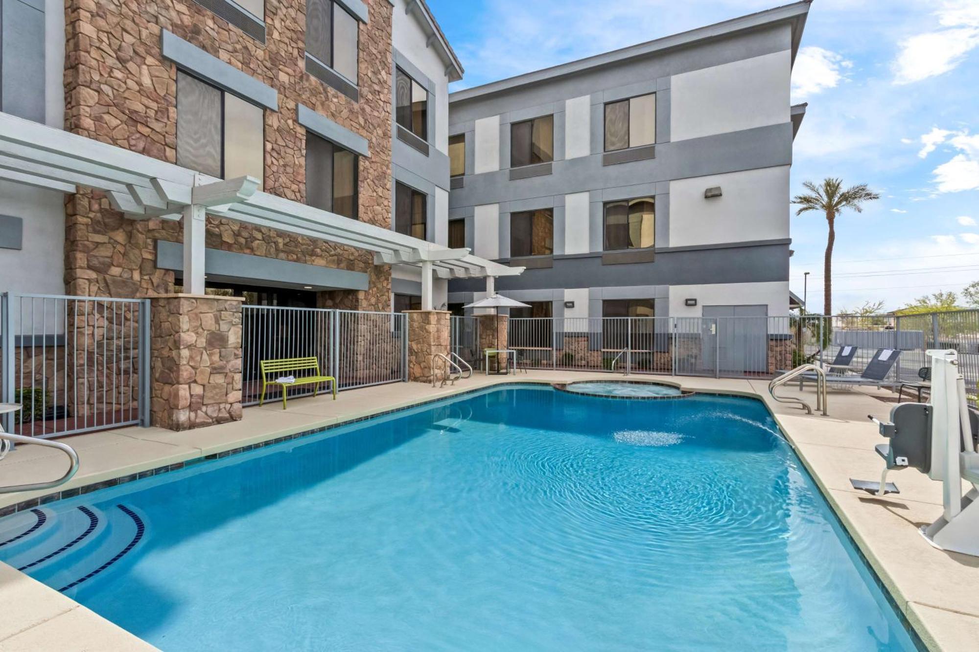 Spark By Hilton Phoenix East Mesa Bagian luar foto